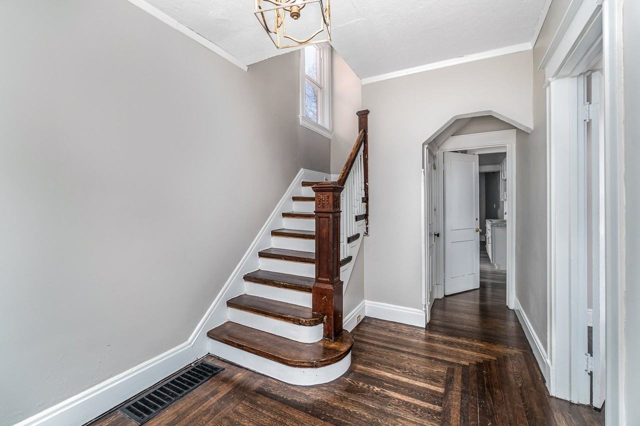 2218 Scott Blvd Unit 2 #2 - Photo 3 of 28