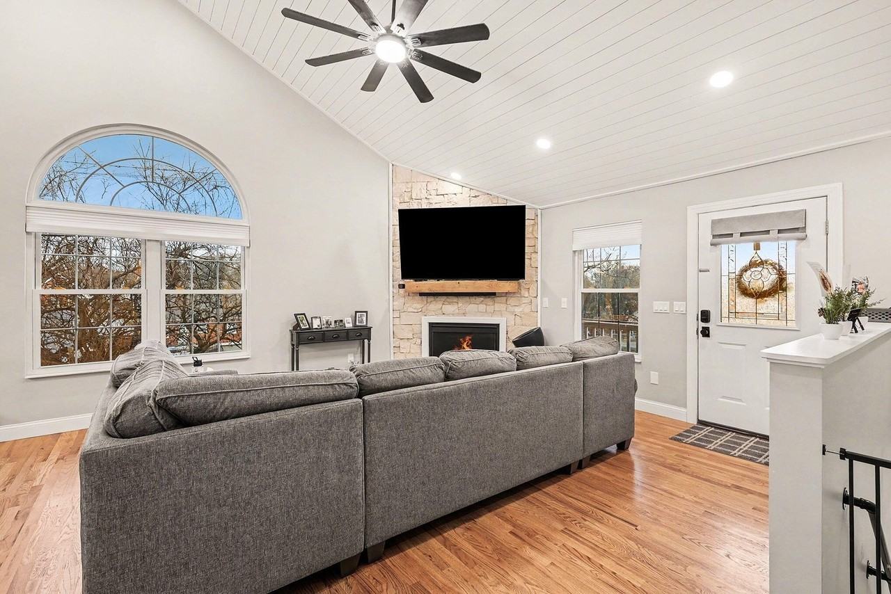 111 Basswood Cir Unit A #A - Photo 3 of 17