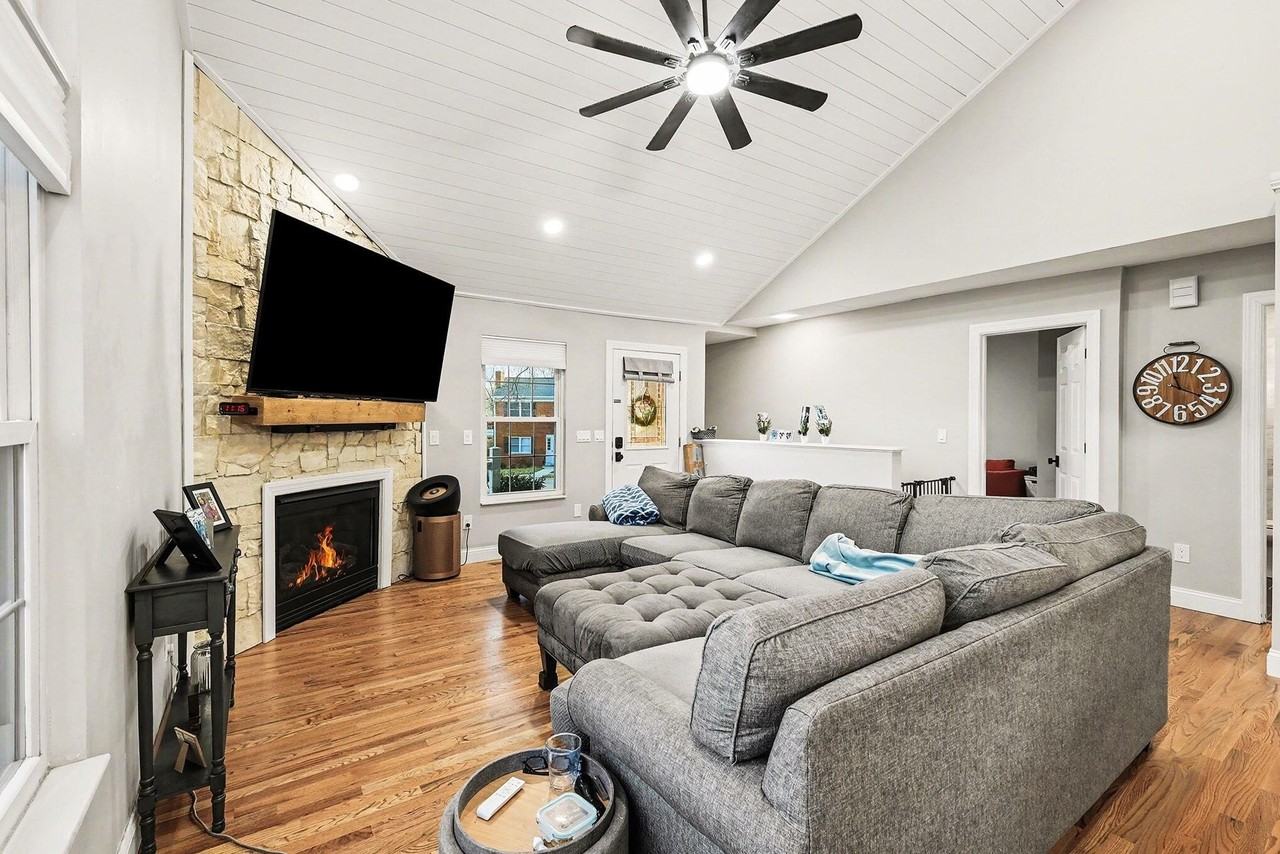 111 Basswood Cir Unit A #A - Photo 4 of 17