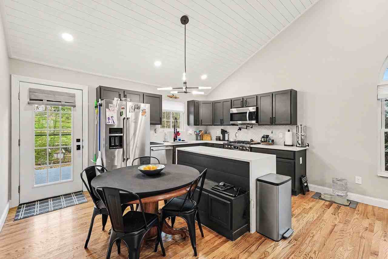 111 Basswood Cir Unit A #A - Photo 6 of 17