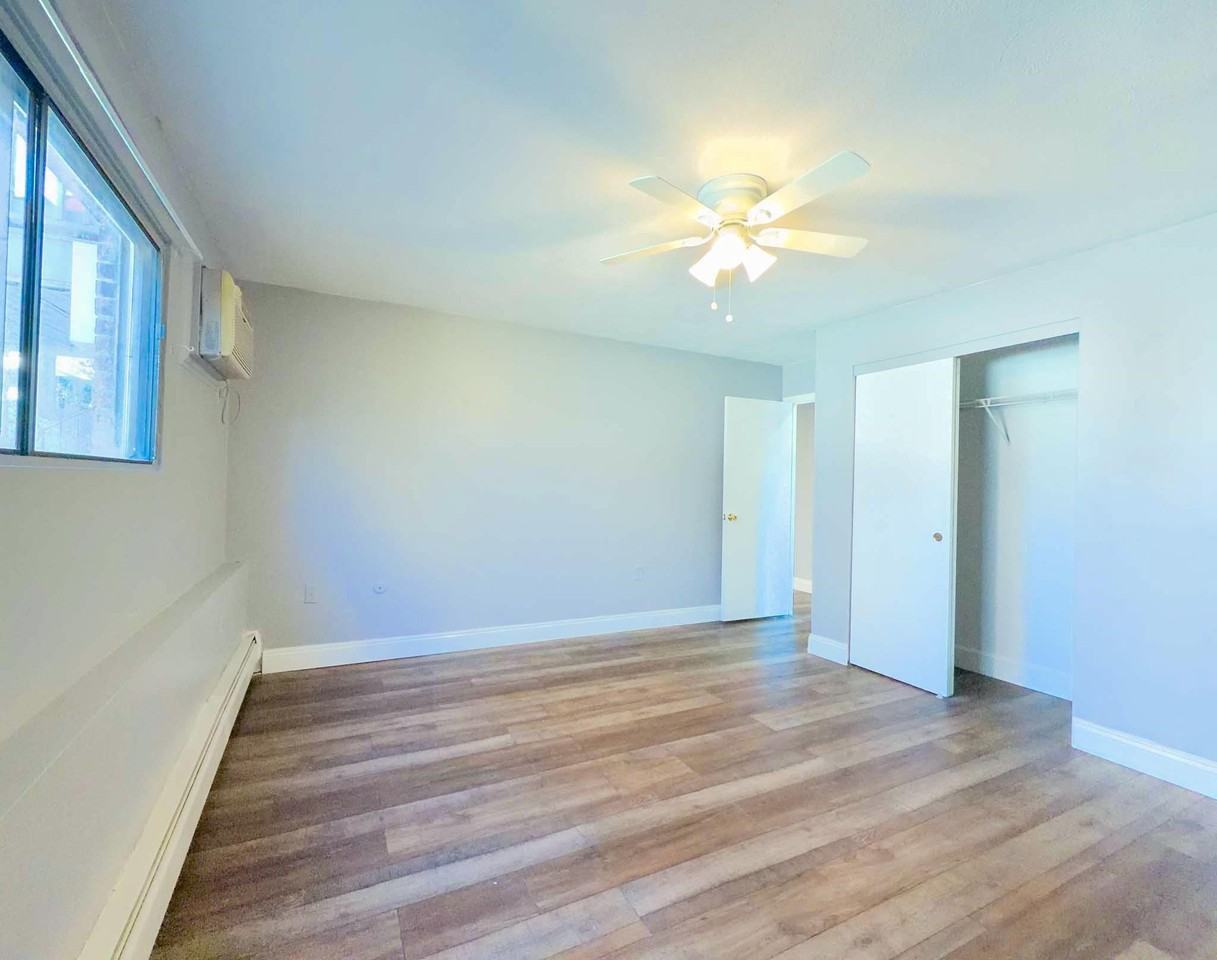 31 Andrew St #9 - Photo 6 of 13