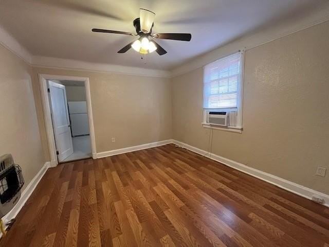 1638 Music St - Photo 3 of 9