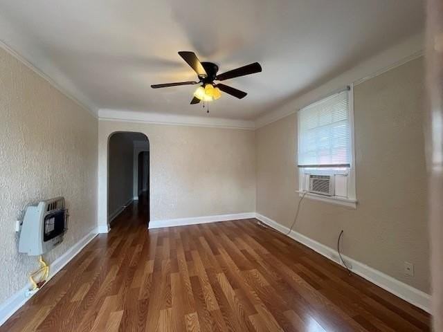 1638 Music St - Photo 4 of 9