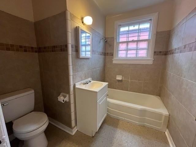 1638 Music St - Photo 7 of 9