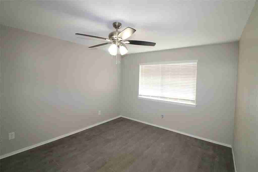 3708 Fort Hunt Dr - Photo 7 of 10
