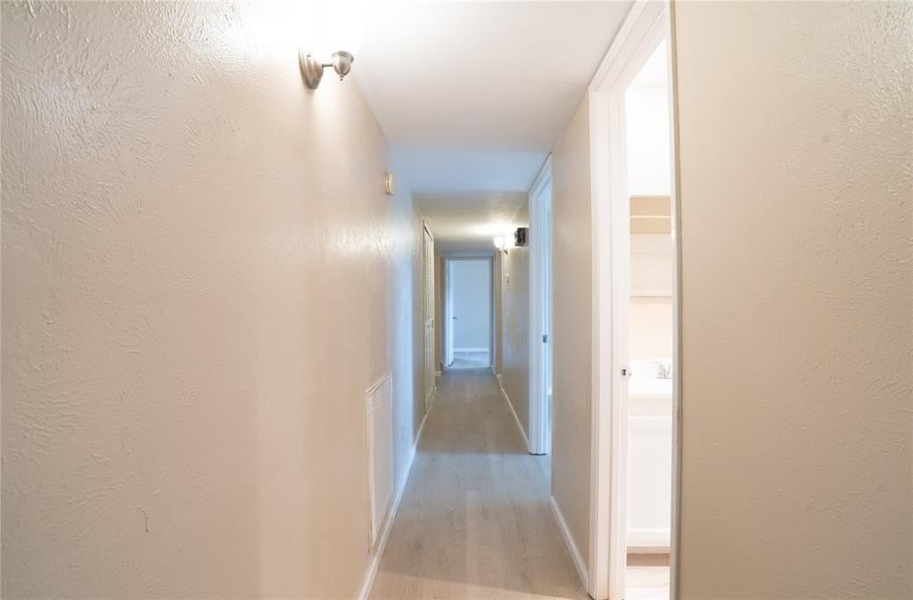 3101 Silverdale Ln - Photo 6 of 14