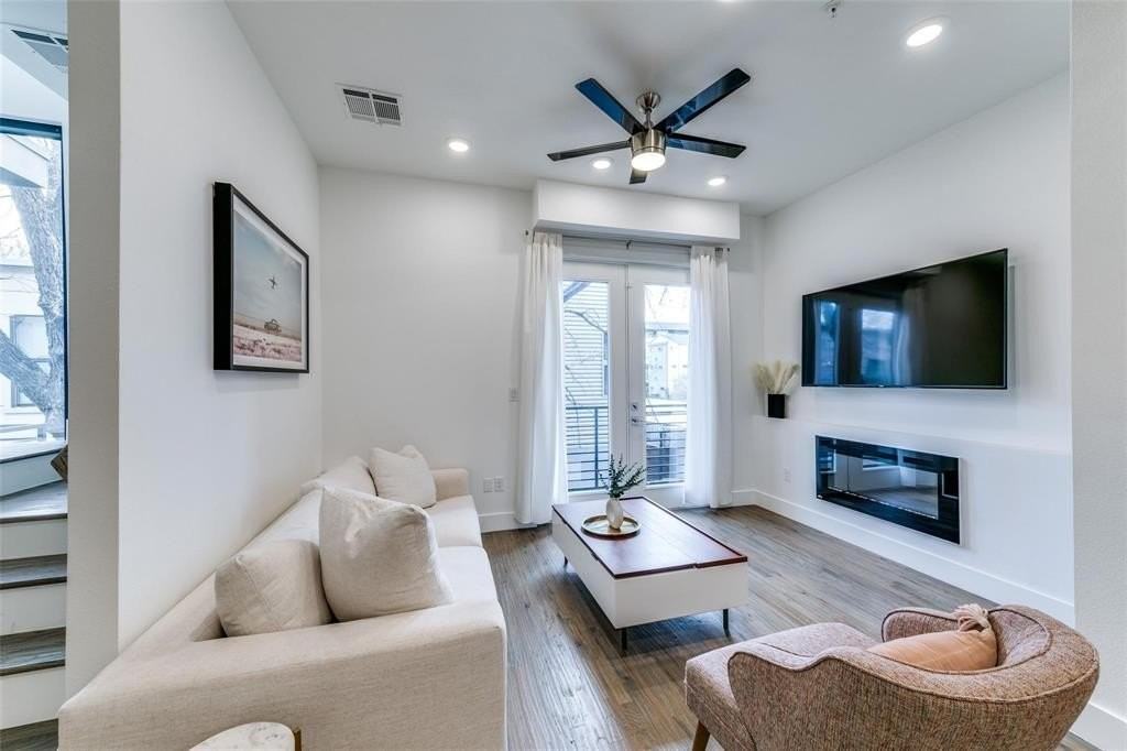 4205 Roseland Ave #203 - Photo 5 of 40