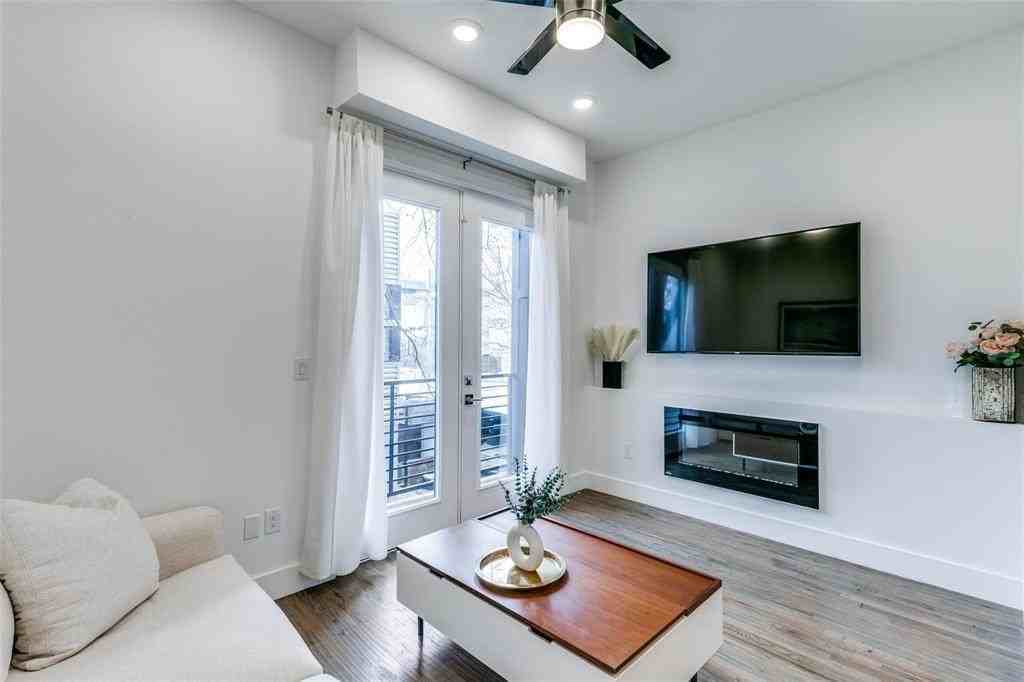 4205 Roseland Ave #203 - Photo 6 of 40