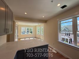 featured image of 17 Dorr St #2