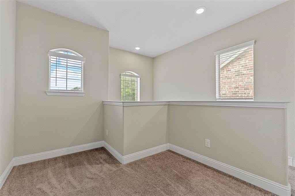 2221 Apex Dr - Photo 7 of 17