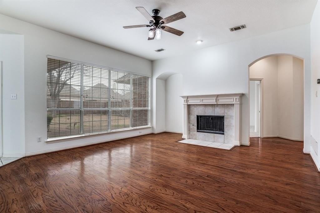 1512 Westmont Dr - Photo 6 of 24