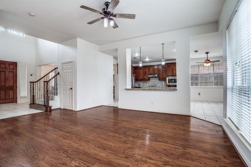 1512 Westmont Dr - Photo 7 of 24