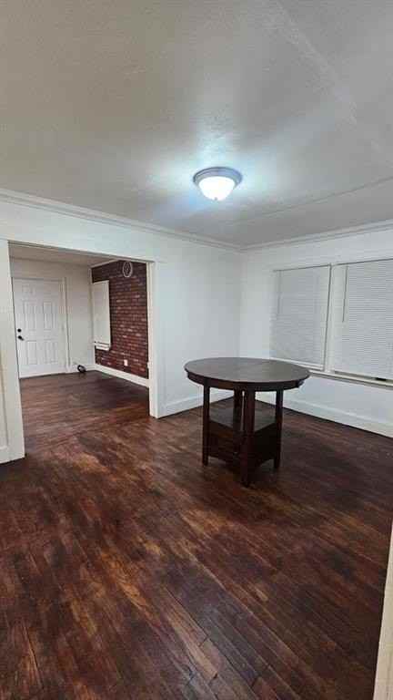 1007 Willow St - Photo 5 of 10