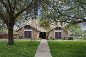 featured image of 3601 Colosseum Way