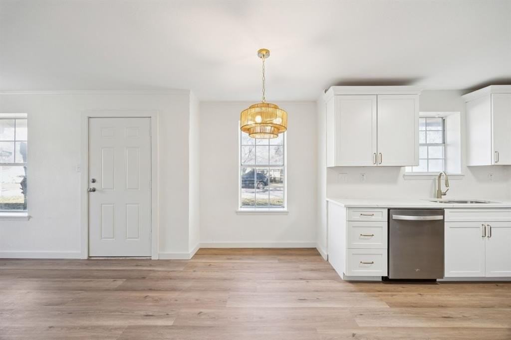 302 W Pelton St - Photo 5 of 18