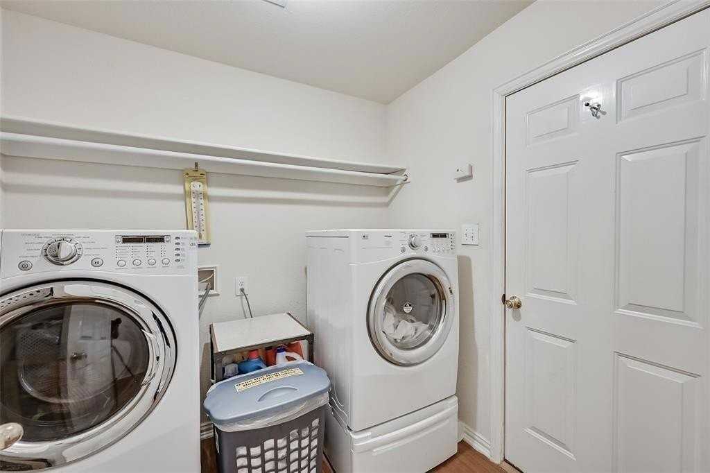 5701 Christy Ln - Photo 5 of 15