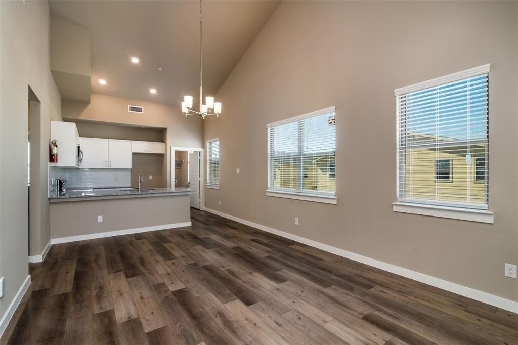 707 Harvest Moon Dr - Photo 7 of 18