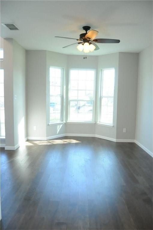 923 Felicia Ln - Photo 6 of 39