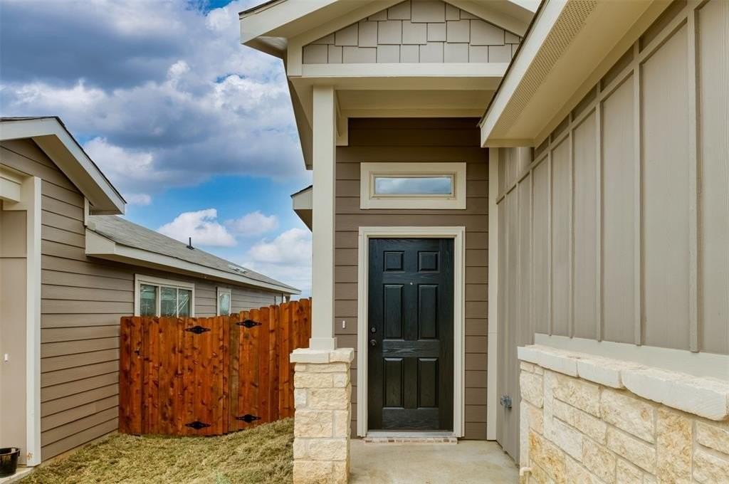 741 Fallow Dr - Photo 3 of 20