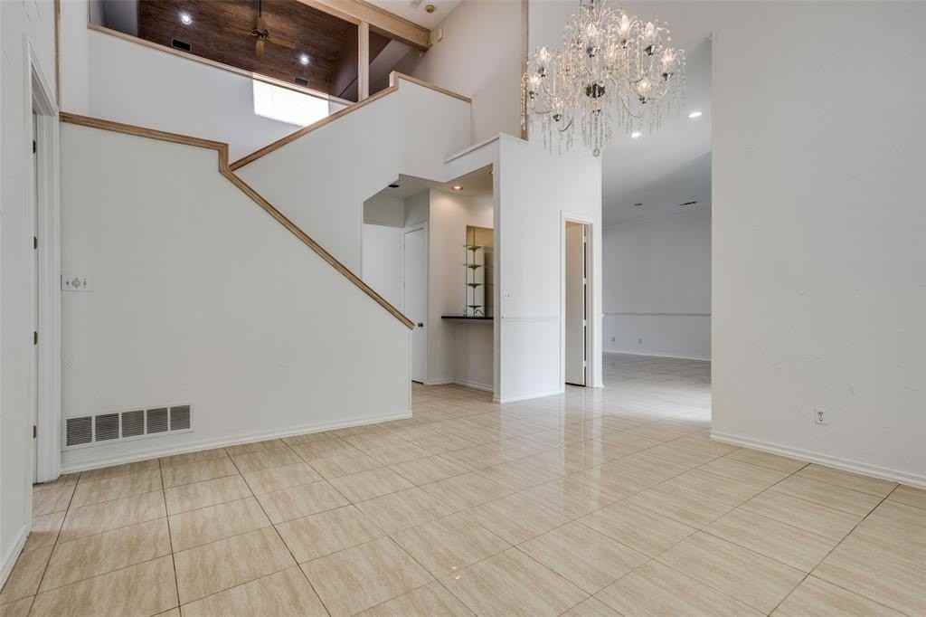 4517 Southgate Dr - Photo 6 of 25