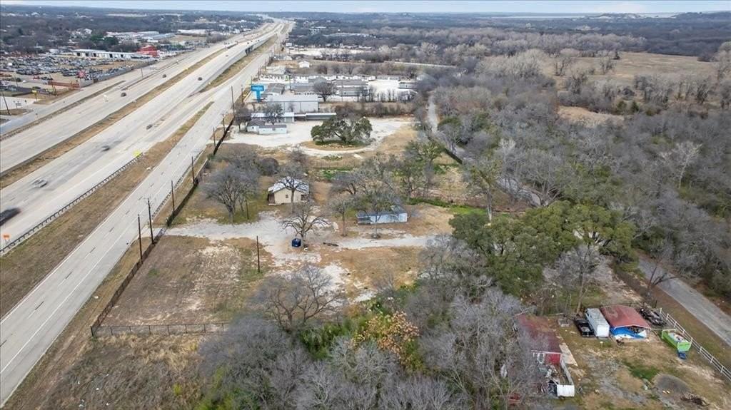 9600 Jacksboro Hwy - Photo 5 of 15