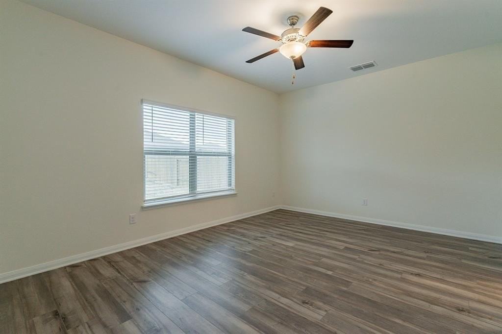 212 Foster Ln - Photo 7 of 26