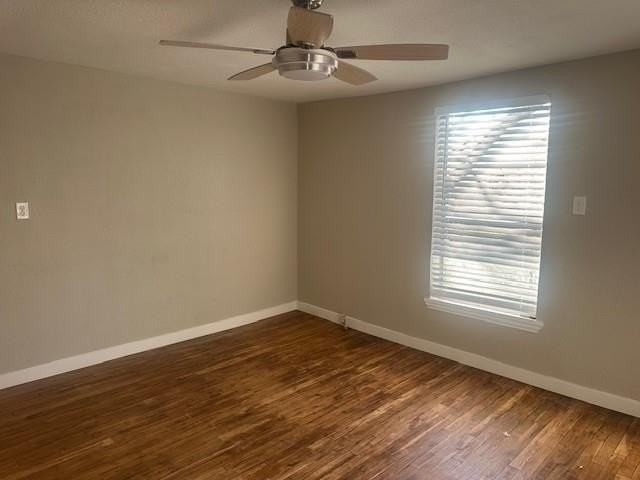 532A W Hughes St - Photo 4 of 11