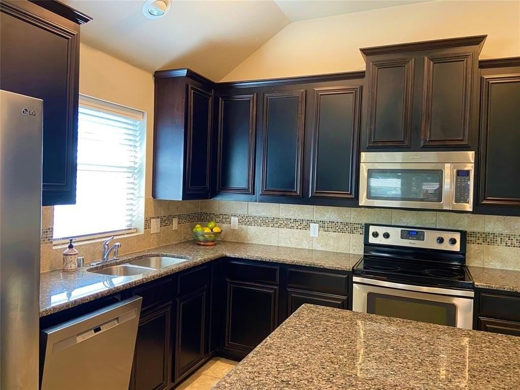 12205 Wind Surf Dr - Photo 5 of 12