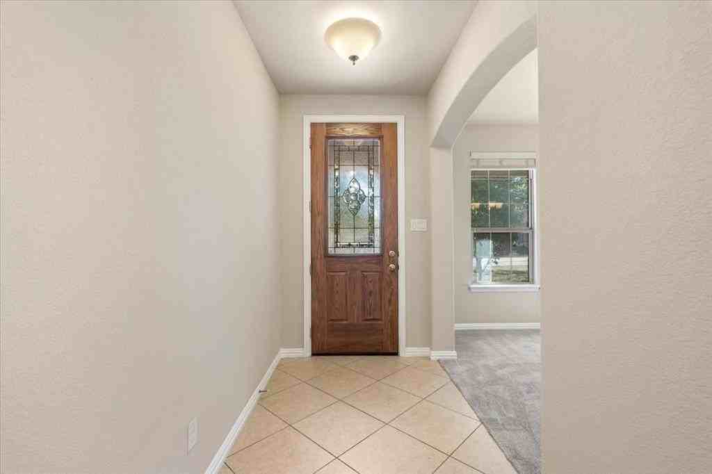 1028 Chickasaw Dr - Photo 5 of 34