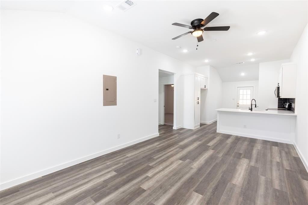 3626 Marshall St #D - Photo 4 of 21