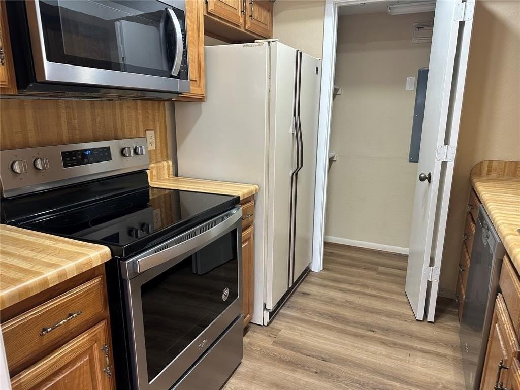 927 Signal Ridge Pl - Photo 5 of 15