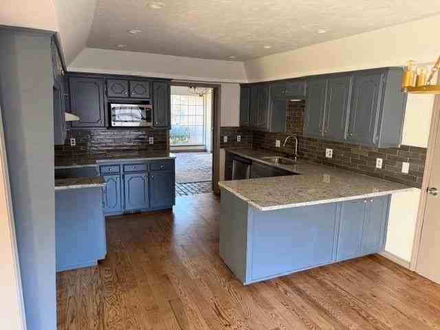 2505 Stamford Ct - Photo 7 of 25