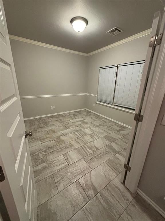 724 Windy Ln - Photo 3 of 13