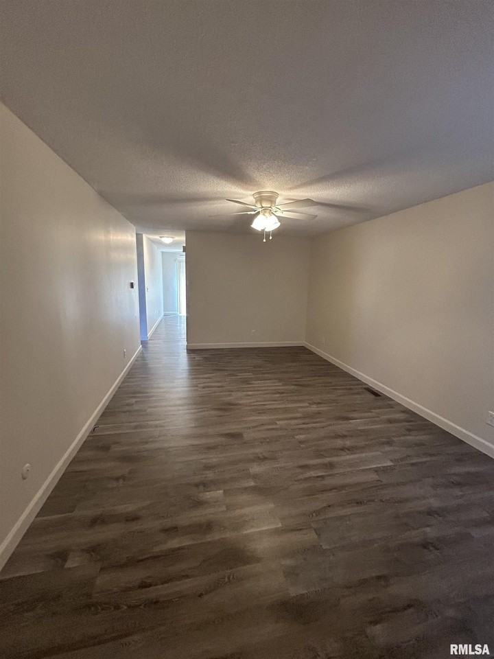 2 Sundowner Ln - Photo 3 of 12