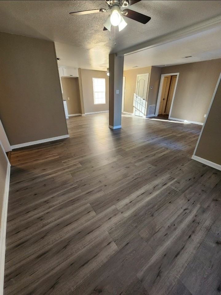 1915 N Tyler St - Photo 4 of 26