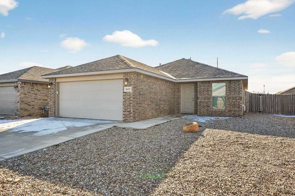 1602 Rattler Ln - Photo 3 of 37