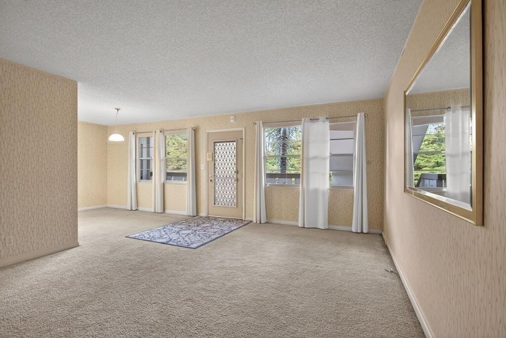 1904 Bermuda Cir #G3 - Photo 3 of 29