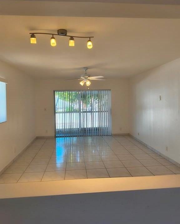 4155 Nw 90th Ave #201 - Photo 4 of 26