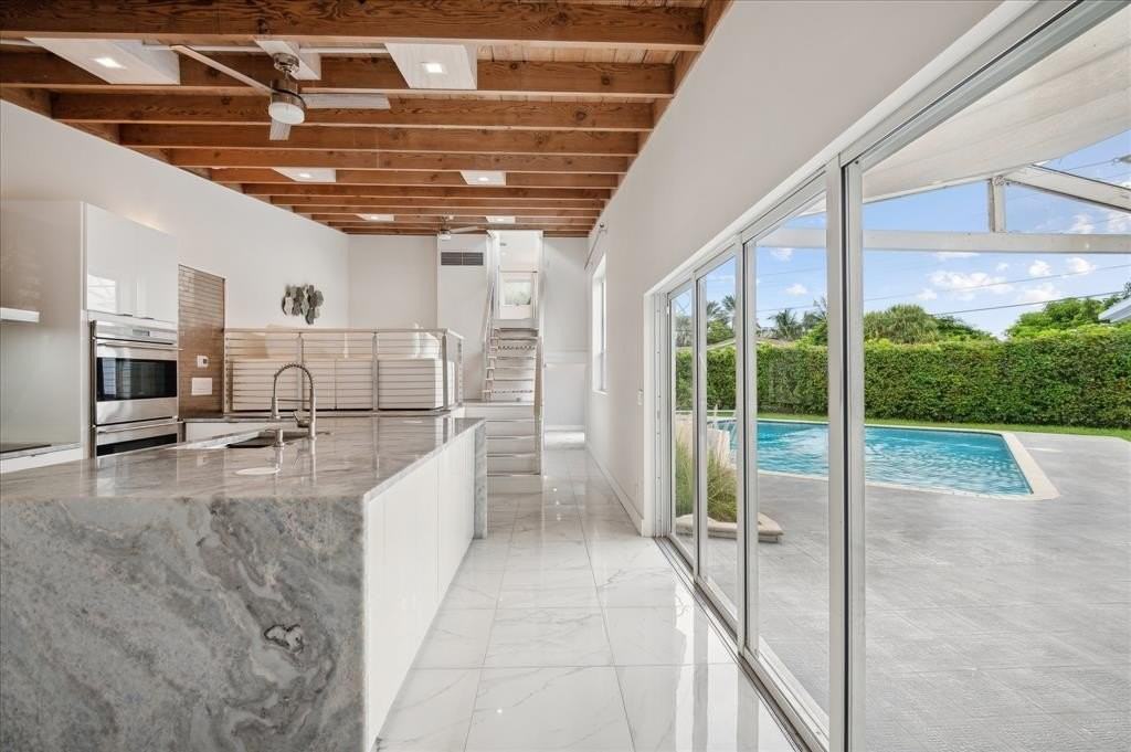 2224 Anchor Dr - Photo 6 of 38