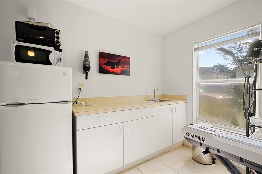 2210 S 34th St #0 - Photo 3 of 14