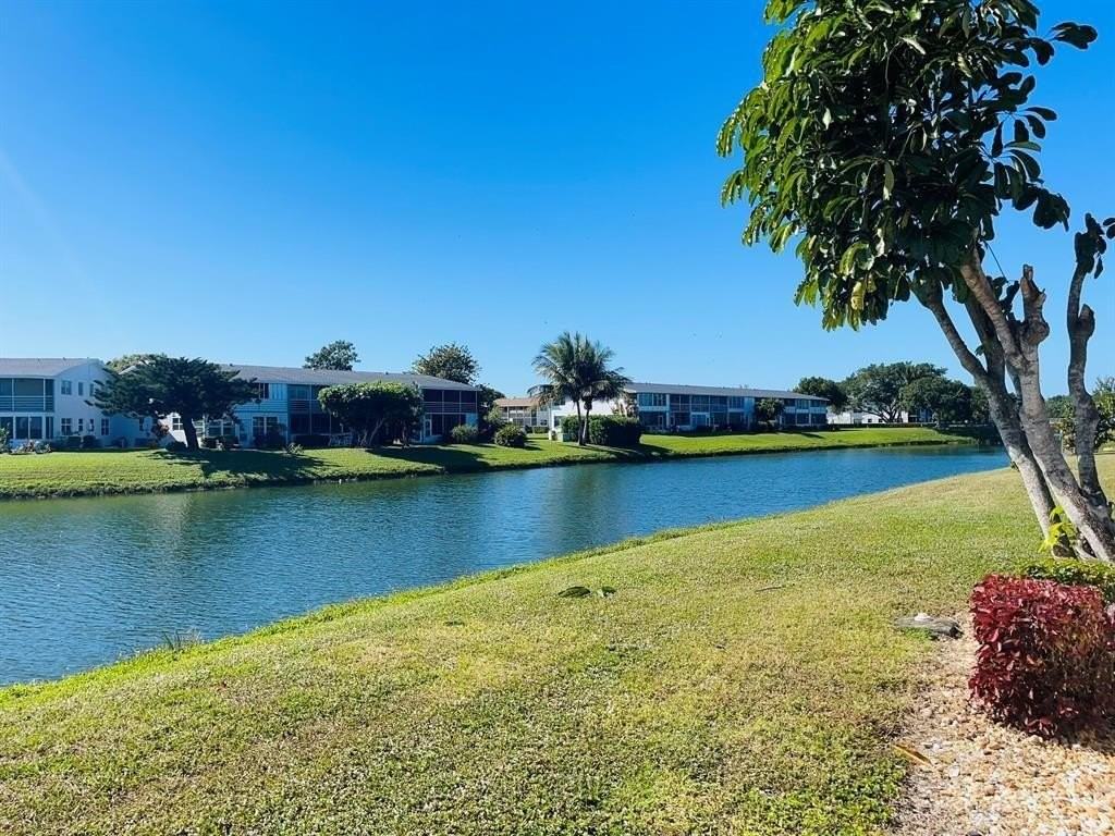 85 Northampton St - Photo 2 of 2