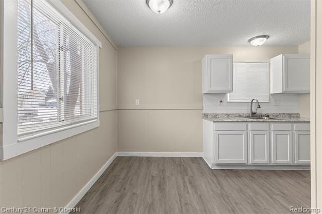 6516 Oak St - Photo 6 of 20