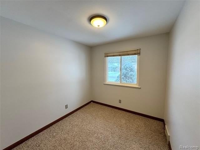 2165 New York Ave - Photo 4 of 20