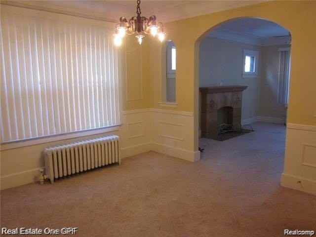 1005 Beaconsfield Ave - Photo 3 of 11