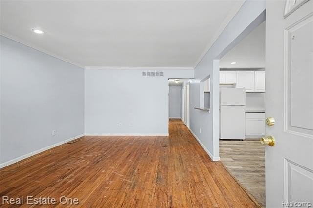 21046 Wakedon St - Photo 5 of 33