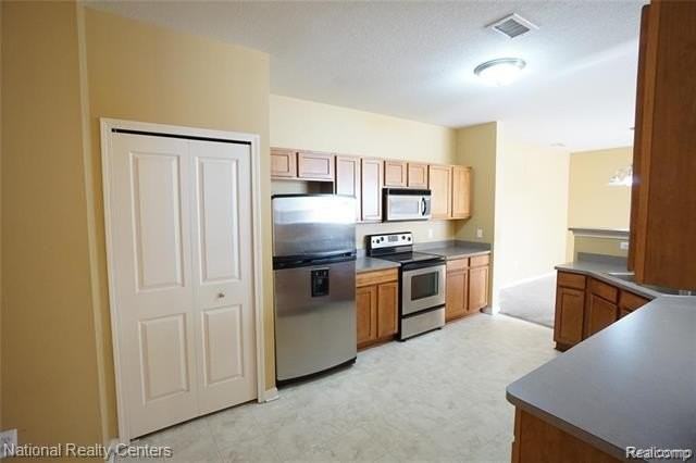 16869 Hawick Ln #5 - Photo 5 of 15