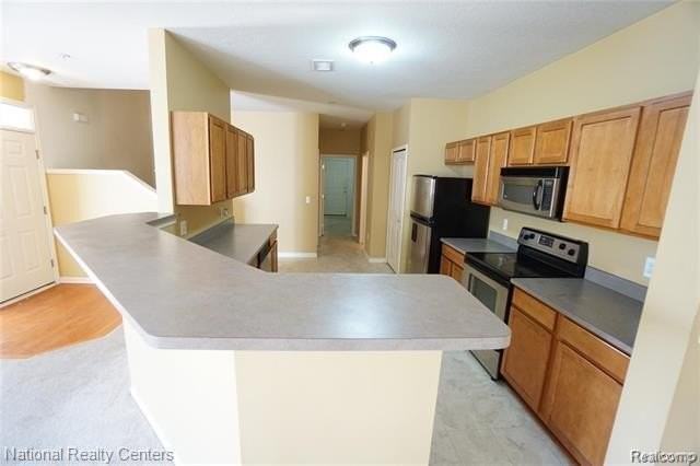 16869 Hawick Ln #5 - Photo 6 of 15