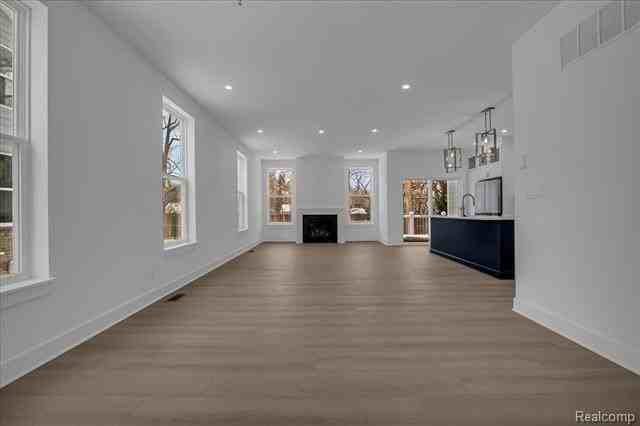 10790 Barrett - Photo 3 of 34