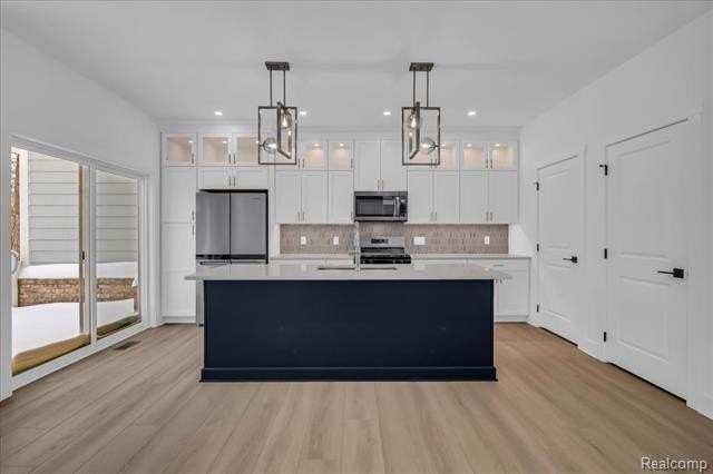 10790 Barrett - Photo 7 of 34