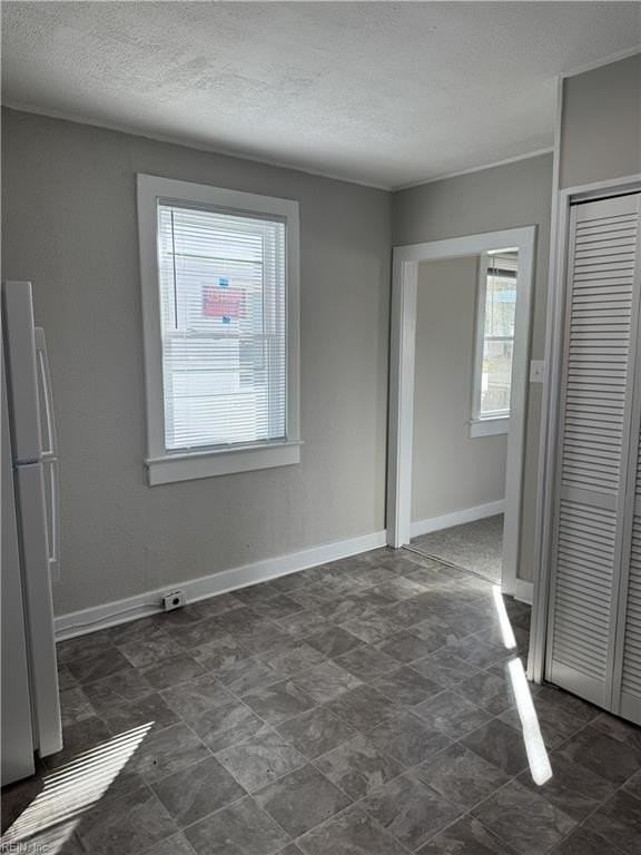 432 Seaboard Ave - Photo 5 of 11